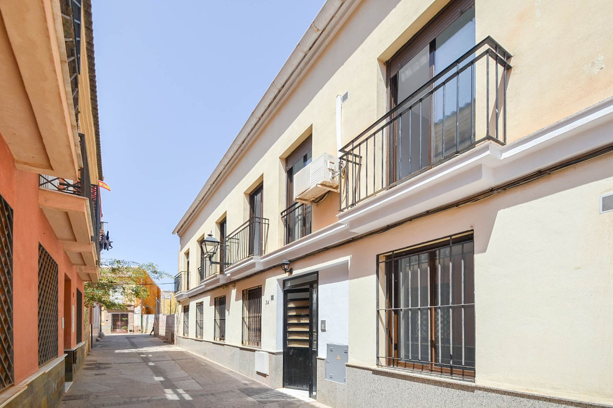 						Commercial  Other
													for sale 
																			 in Malaga Centro
					