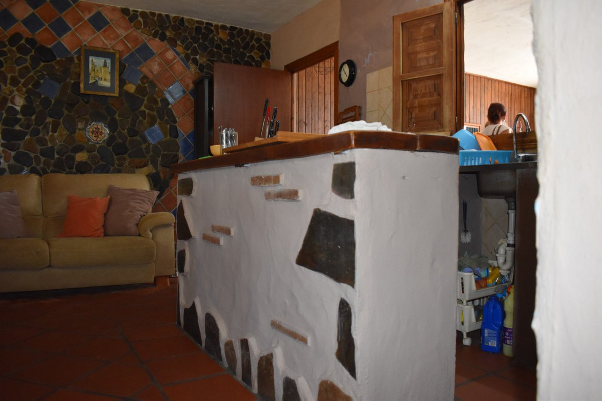 Villa te koop in Coín R3898264