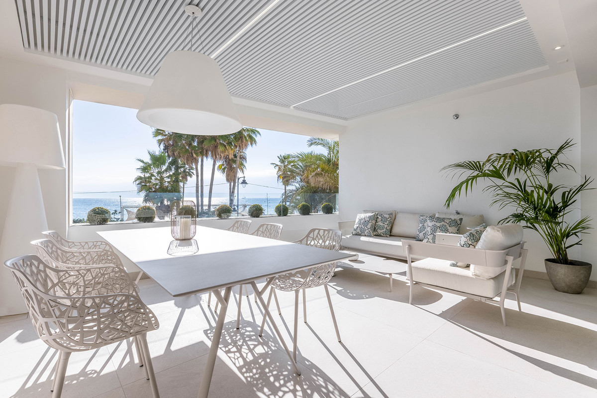It is a new landmark building on Estepona: its seafront location offers the privilege of living the , Spain