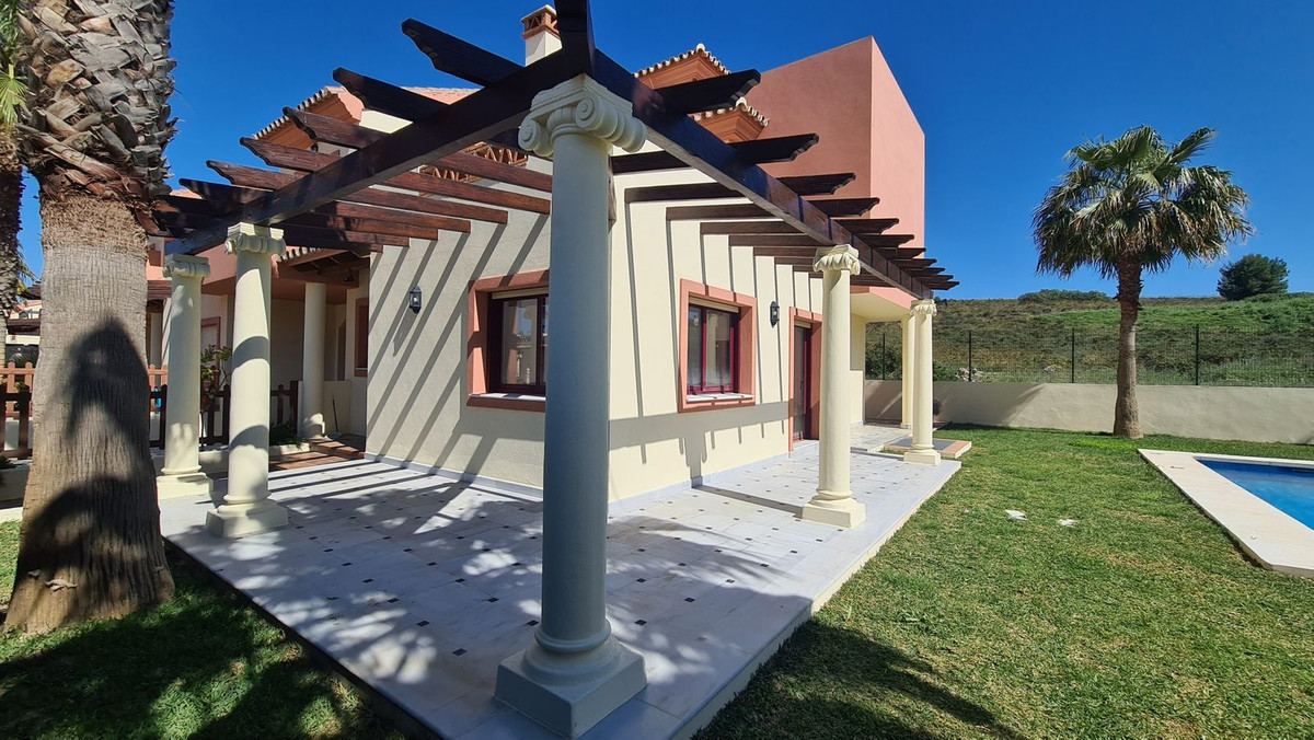 Villa Semi Detached in Coín, Costa del Sol
