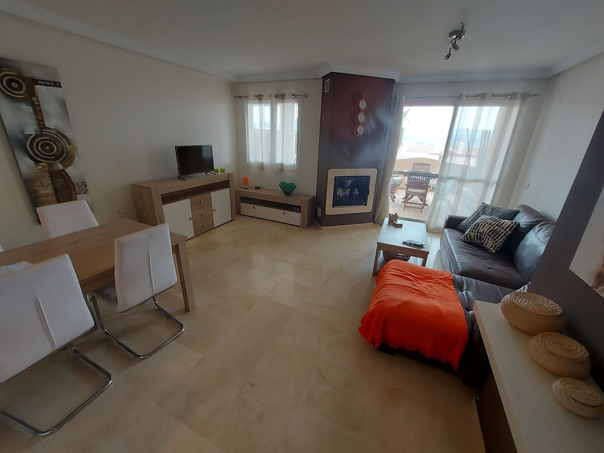 La Duquesa, Costa del Sol, Málaga, Spain - Apartment - Middle Floor