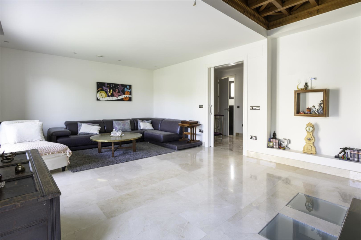 3 bedroom Villa For Sale in Torremolinos, Málaga - thumb 12
