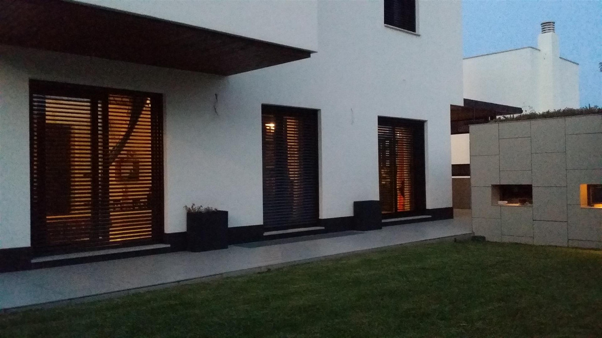 3 bedroom Villa For Sale in Torremolinos, Málaga - thumb 40