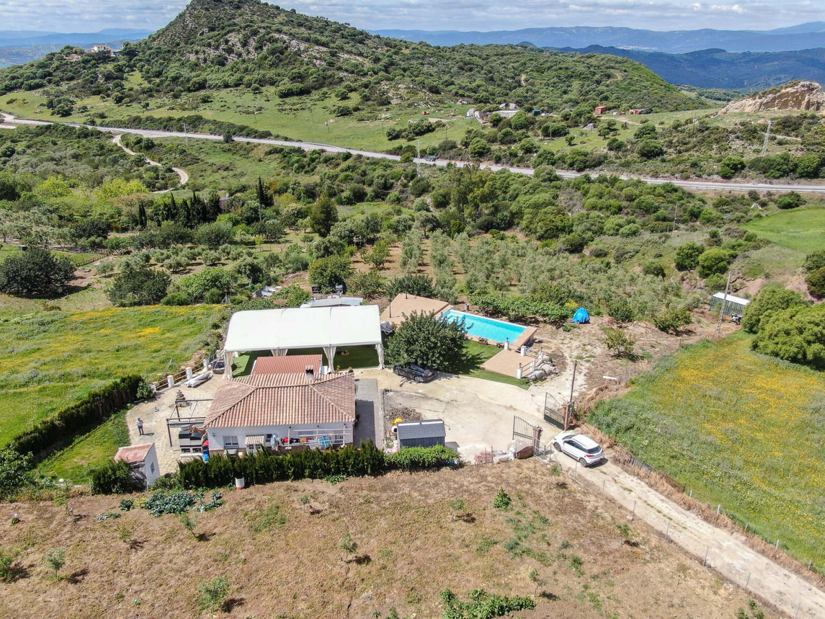 						Villa  Finca
													for sale 
																			 in Casares
					