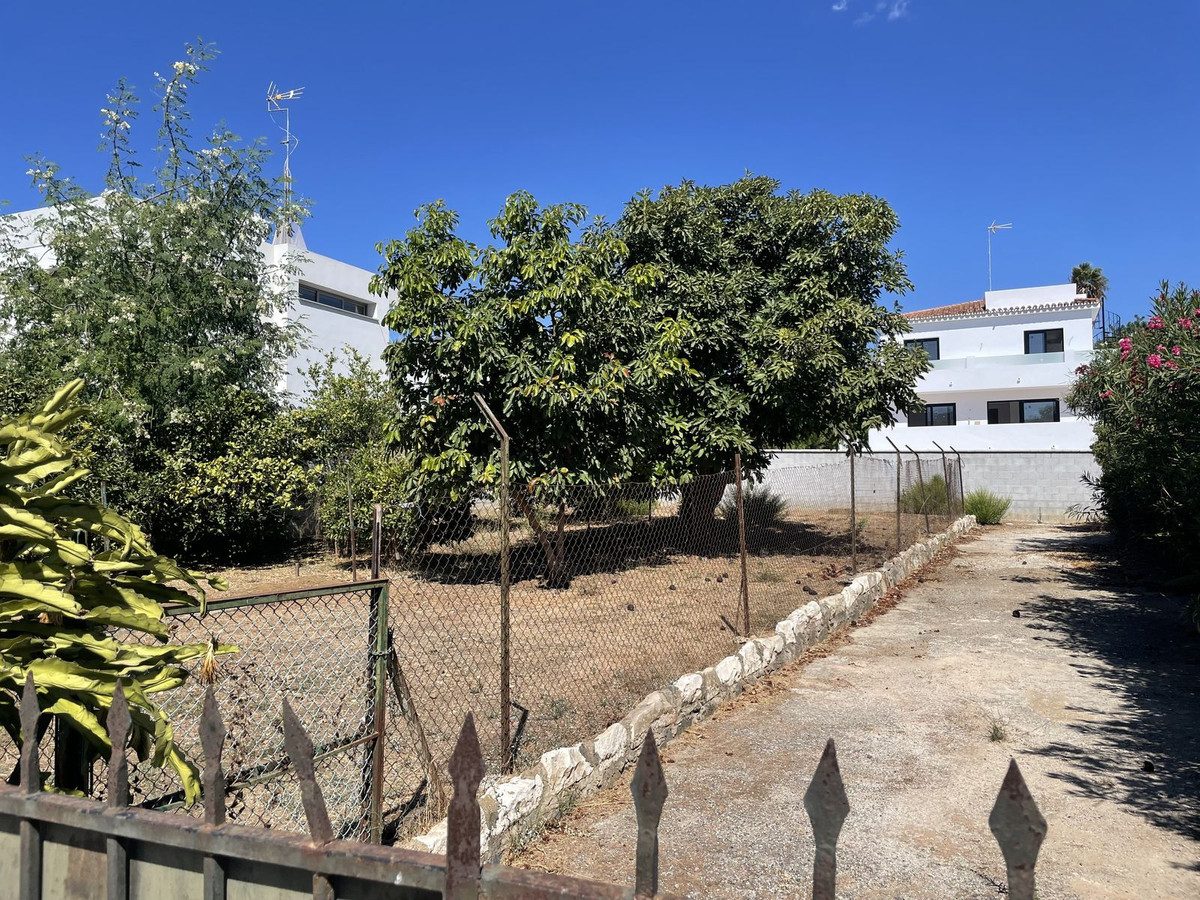 Plot Residential in San Pedro de Alcántara, Costa del Sol
