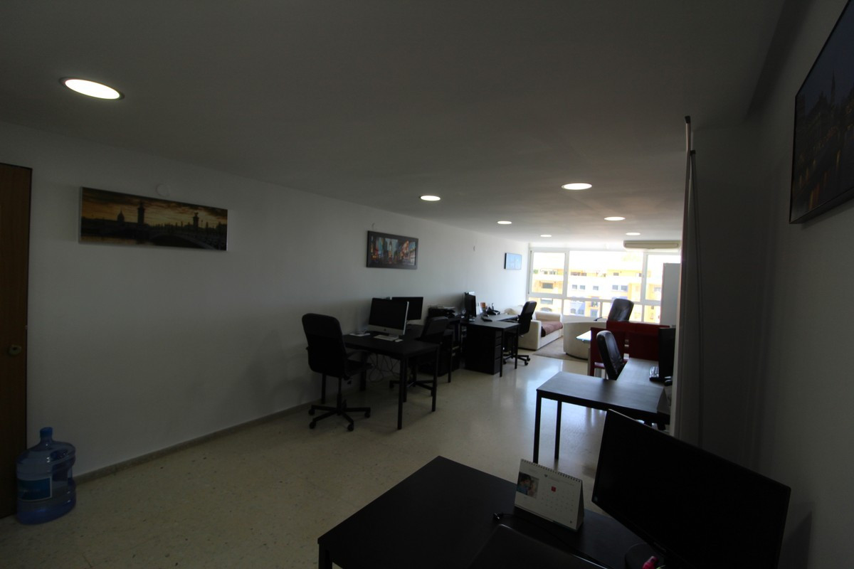 Commercial Office in San Pedro de Alcántara, Costa del Sol
