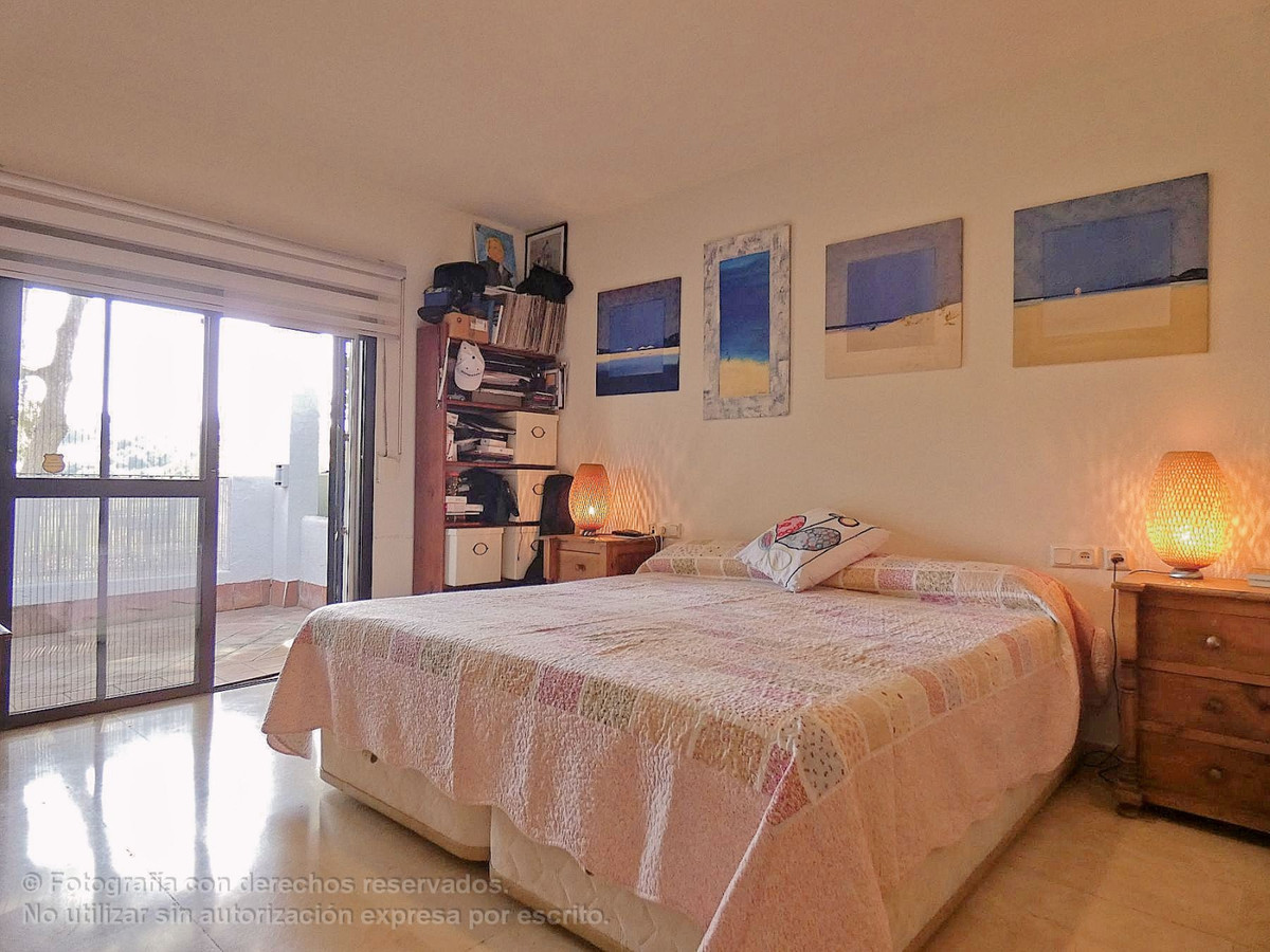 3 bedroom Townhouse For Sale in Marbella, Málaga - thumb 23