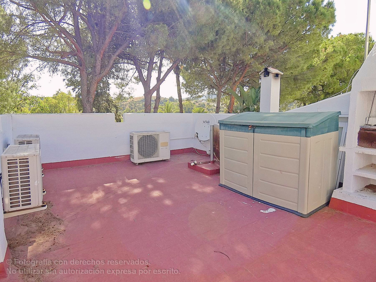 3 bedroom Townhouse For Sale in Marbella, Málaga - thumb 28