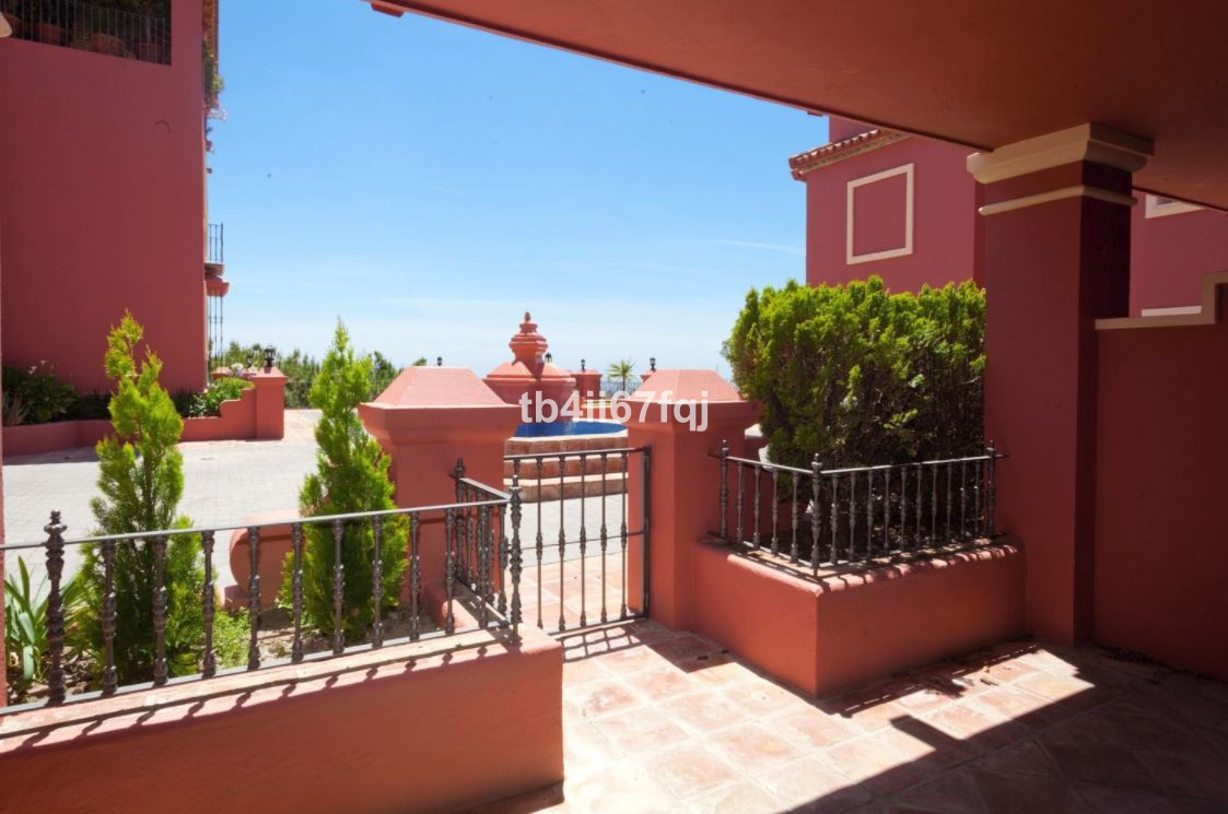 3 bedroom Apartment For Sale in Monte Halcones, Málaga - thumb 1