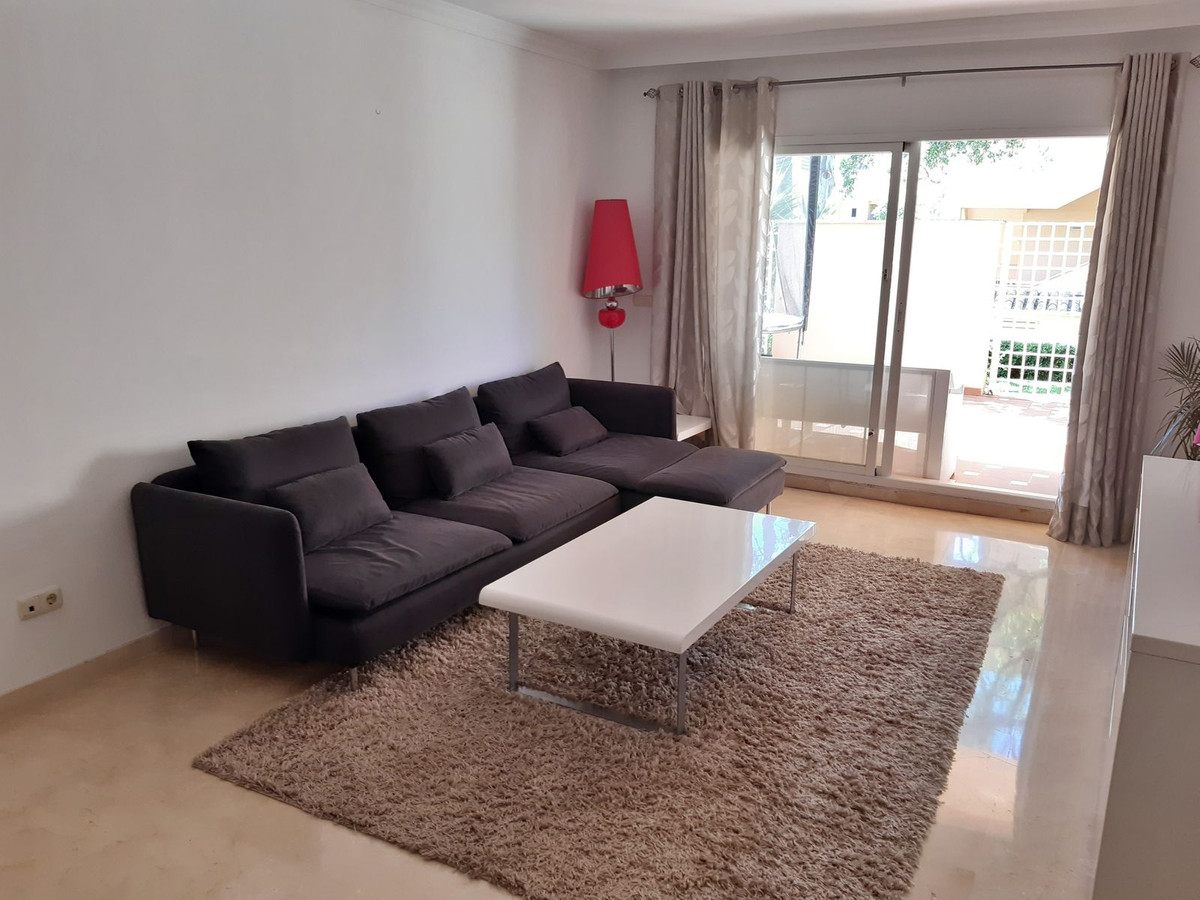 2 bedroom Apartment For Sale in Elviria, Málaga - thumb 10