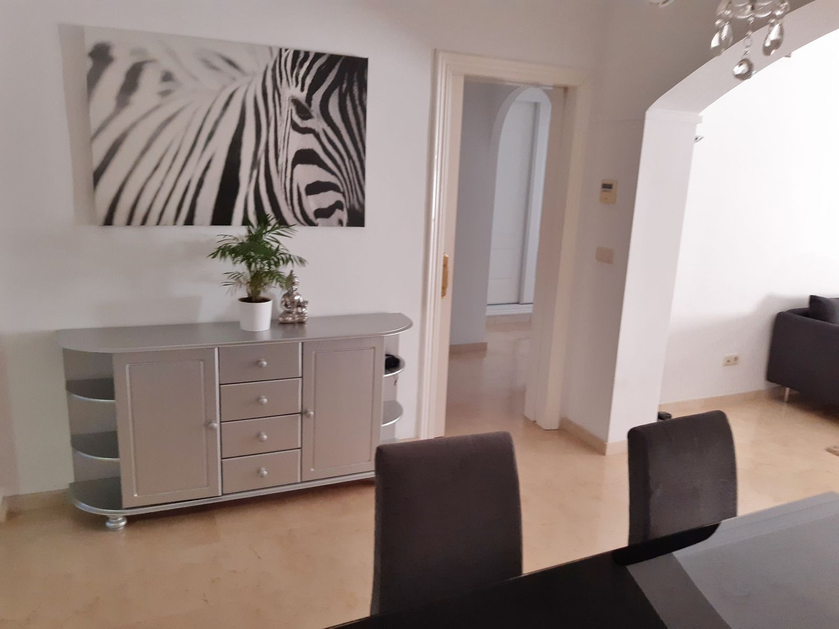 2 bedroom Apartment For Sale in Elviria, Málaga - thumb 9
