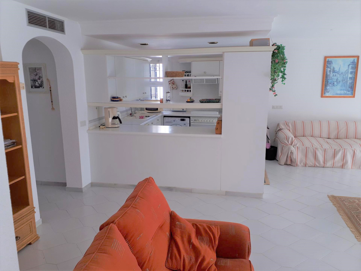 Appartement Mi-étage à Miraflores, Costa del Sol
