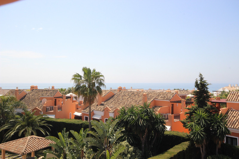 Villa con 4 Dormitorios en Venta Bahía de Marbella