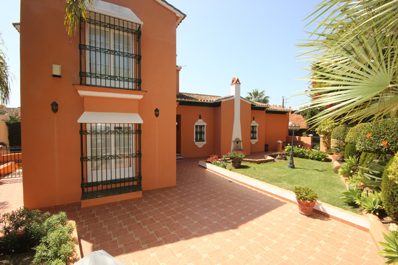 House in Bahía de Marbella R2207891 8