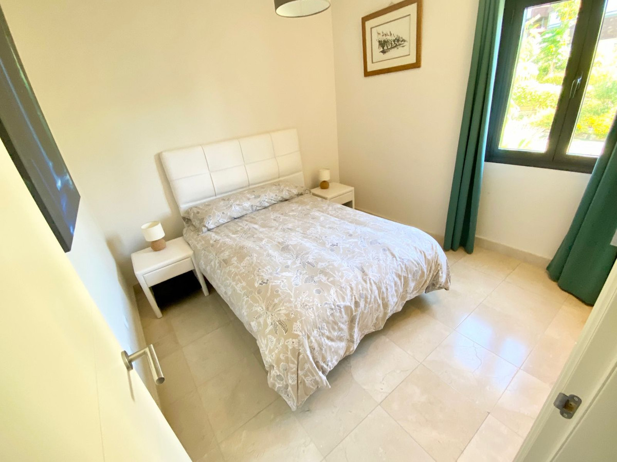 2 bedroom Apartment For Sale in Benahavís, Málaga - thumb 10