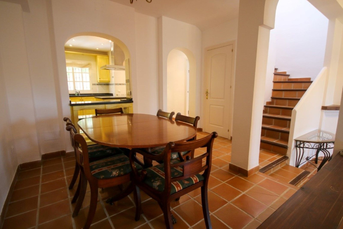 Townhouse Terraced for sale in Istán, Costa del Sol