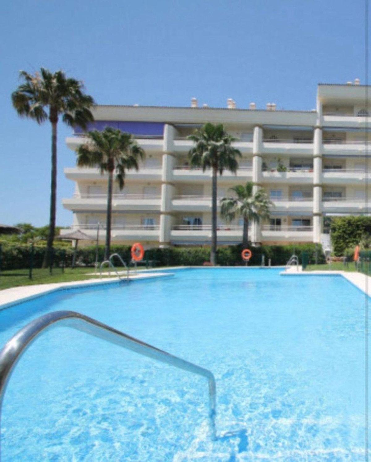 Begane grond appartement te koop in Marbella R4681834
