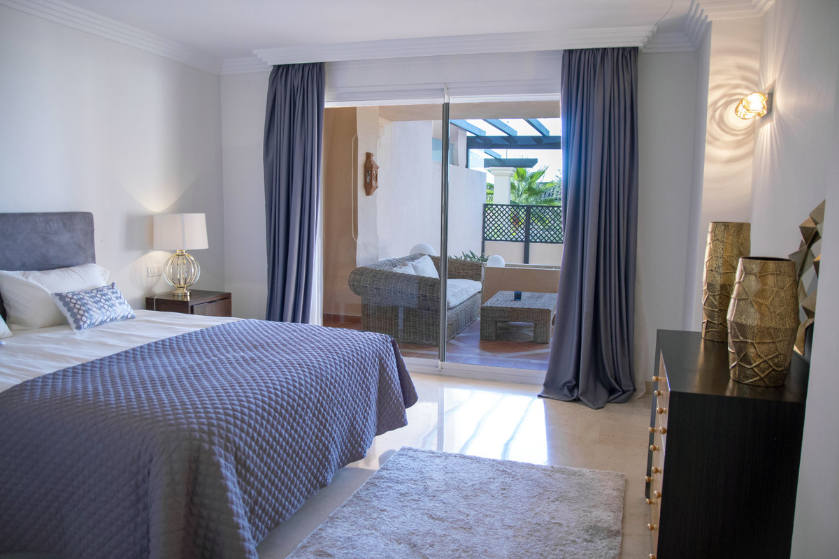 Apartamento con 2 Dormitorios en Venta Nueva Andalucía