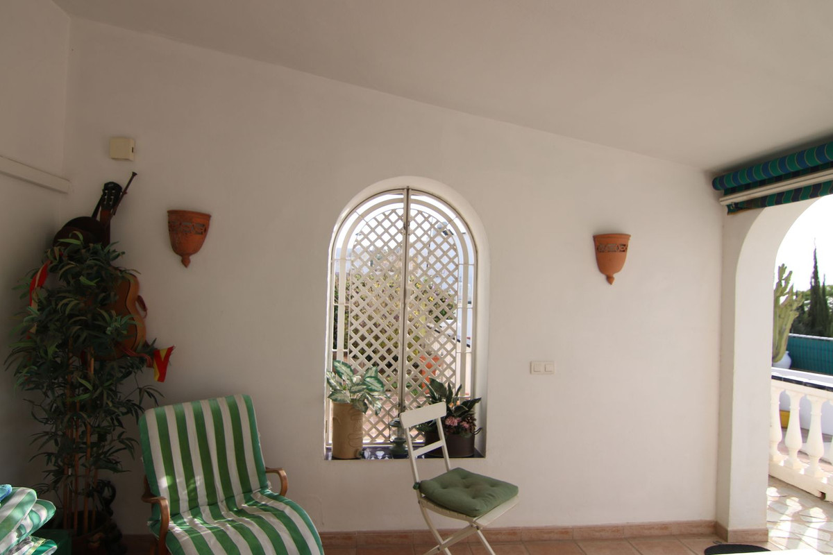 Villa te koop in Coín R4181980