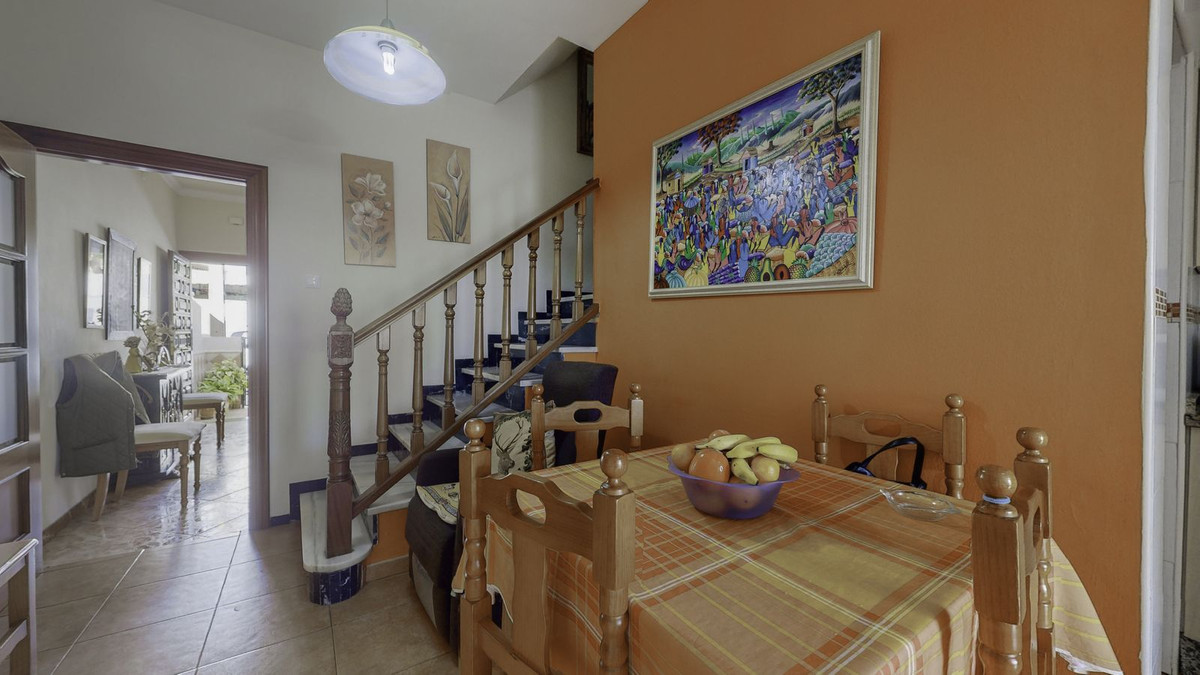 Townhouse for sale in Los Pacos R4209004