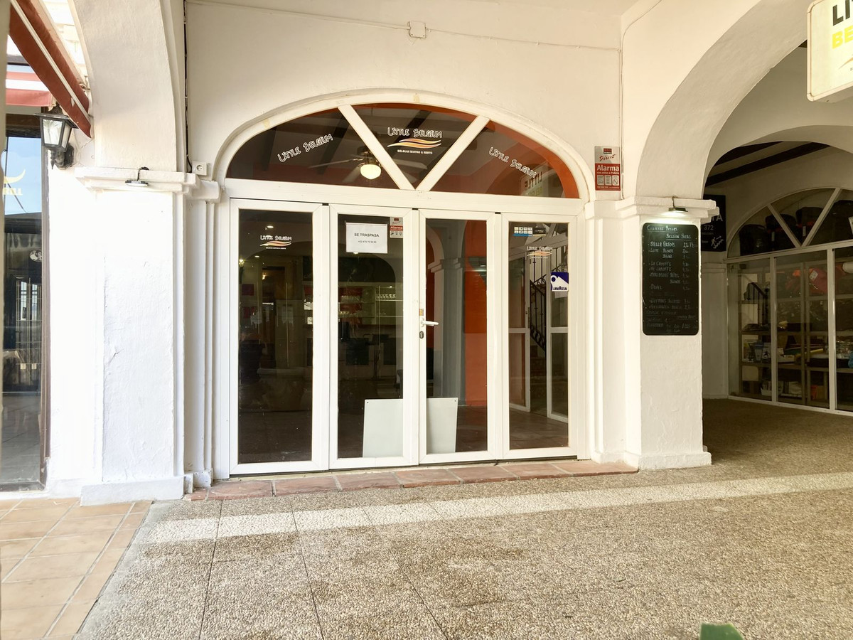 Comercial Restaurante 0 Dormitorio(s) en Venta Manilva