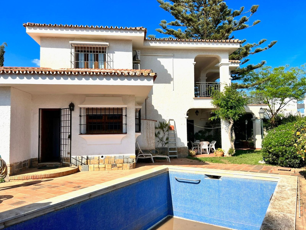 						Villa  Detached
													for sale 
																			 in Benalmadena Costa
					