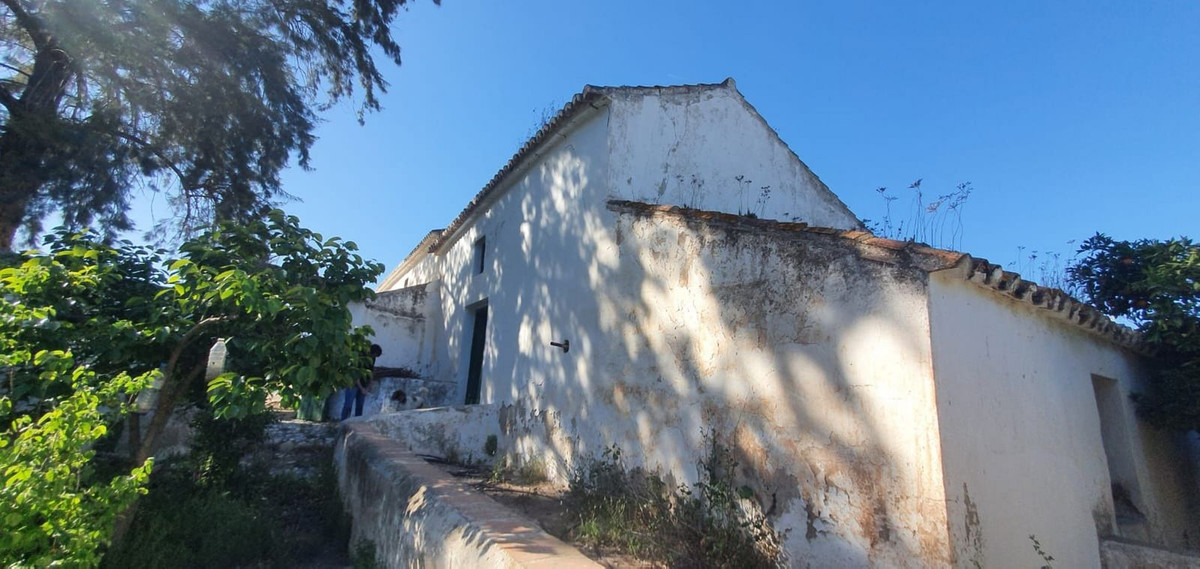 Villa Finca in Pizarra, Costa del Sol
