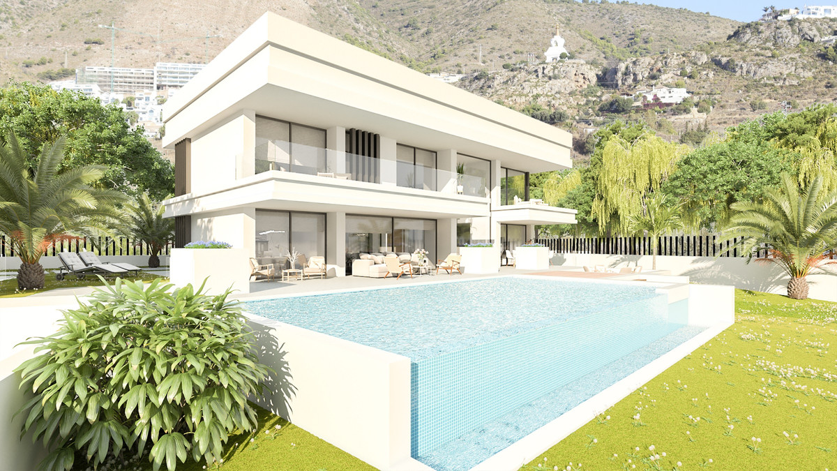 PLOT WITH VILLA PROJECT FOR SALE IN ONE OF THE BEST AREAS IN BENALMADENA, OFFERING TRANQUIL & PA, Spain