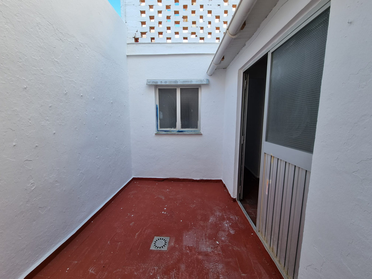 4 bedroom Townhouse For Sale in Alhaurín el Grande, Málaga - thumb 12