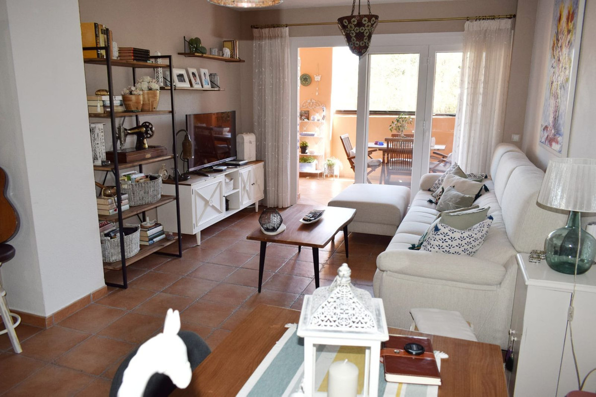 3 Bedroom Middle Floor Apartment For Sale El Pinillo, Costa del Sol - HP4688395