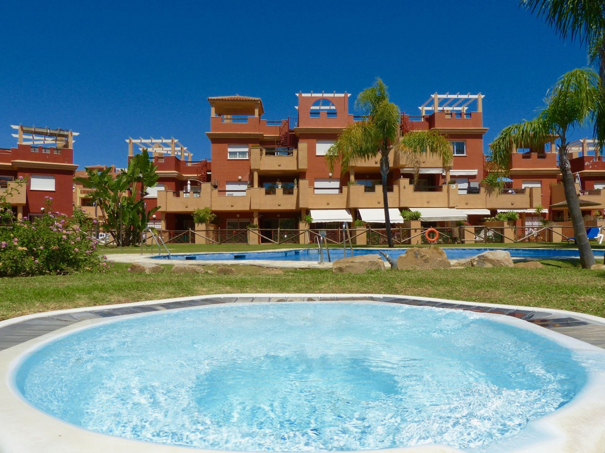 Apartamento Planta Baja en Reserva de Marbella, Costa del Sol
