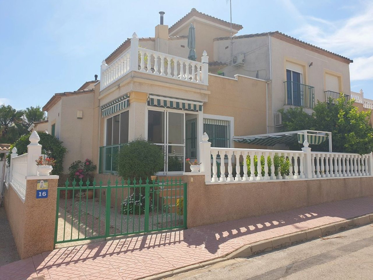 Well equipped 3 bedroom semi-detached Villa located in Montebello, a lovely, quiet and peaceful urba, Spain