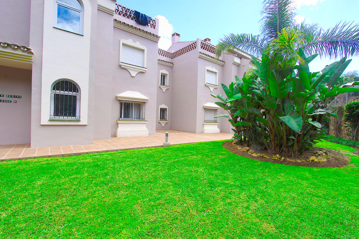 Apartamento Planta Media en Los Almendros, Costa del Sol
