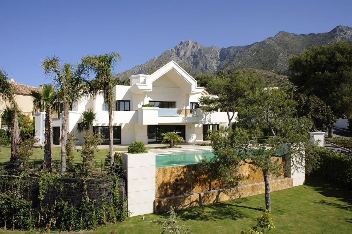 Exceptional modern villa, in one of the most prestigious areas of Marbella - Sierra Blanca.
 With th, Spain