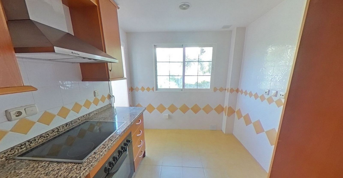 Appartement te koop in Río Real R4671490