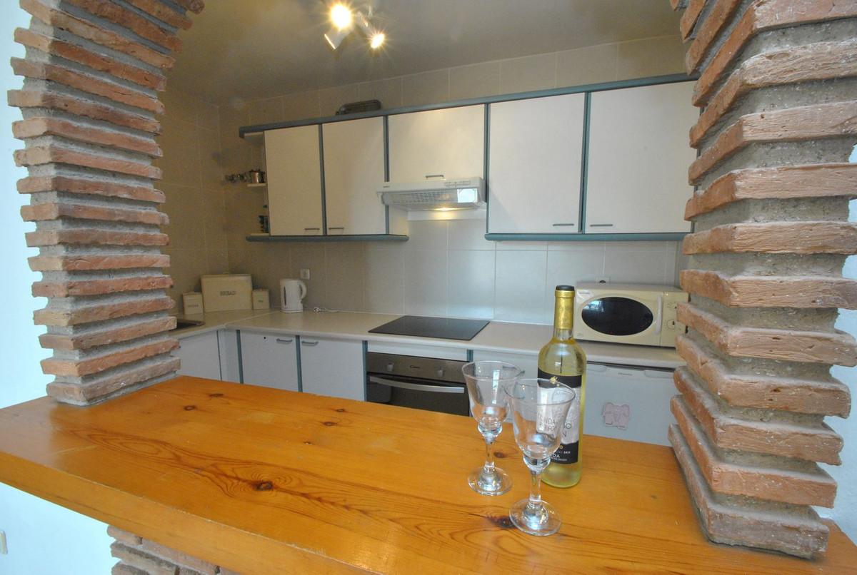 ES154915: Apartment  in Calahonda