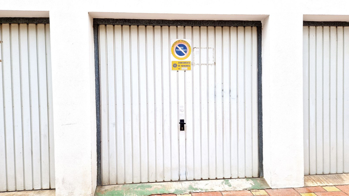 Garage For Sale Fuengirola, Costa del Sol - HP4336144