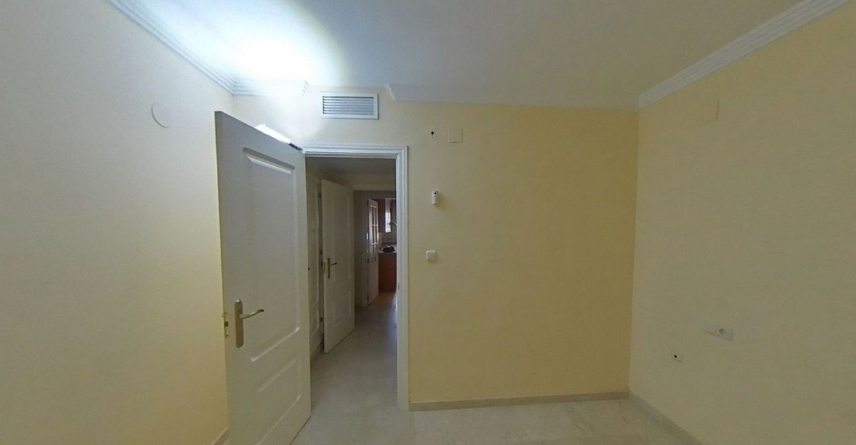 Appartement te koop in Río Real R4672240