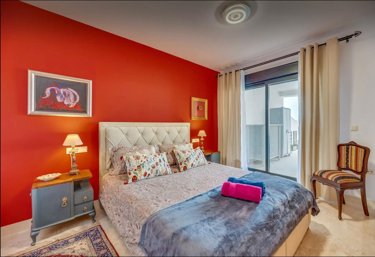 2 Bedroom Middle Floor Apartment For Sale Riviera del Sol
