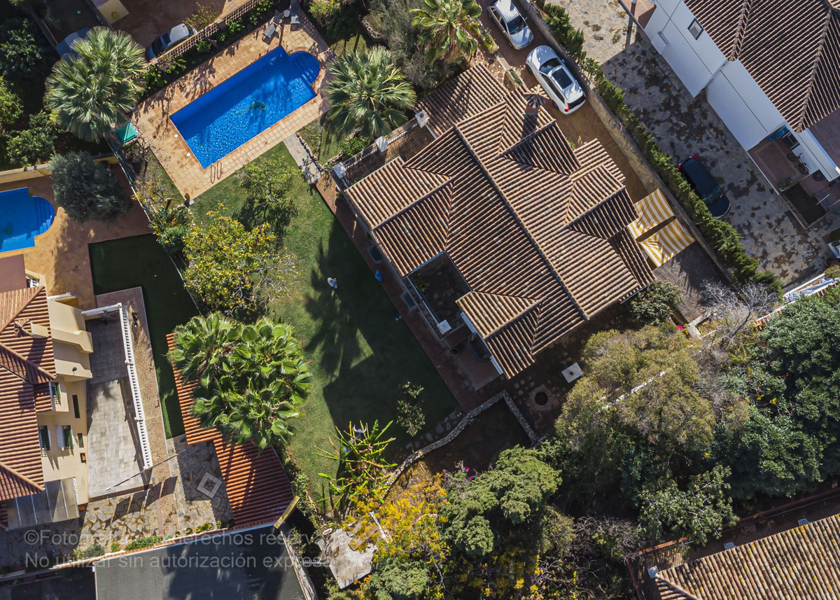 Vrijstaande Villa te koop in Marbella R4374073