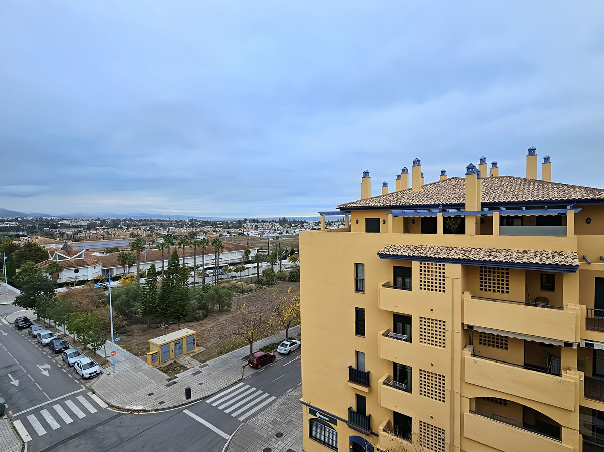 Apartamento con 3 Dormitorios en Venta San Pedro de Alcántara