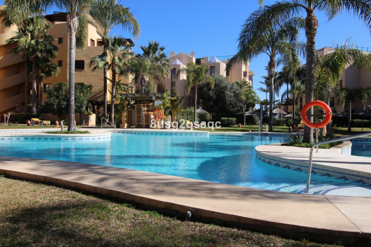 2 bed Apartment for sale in Costalita