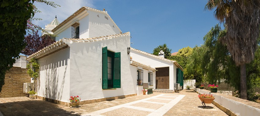 5 bedroom Villa For Sale in Benalmadena Costa, Málaga - thumb 4