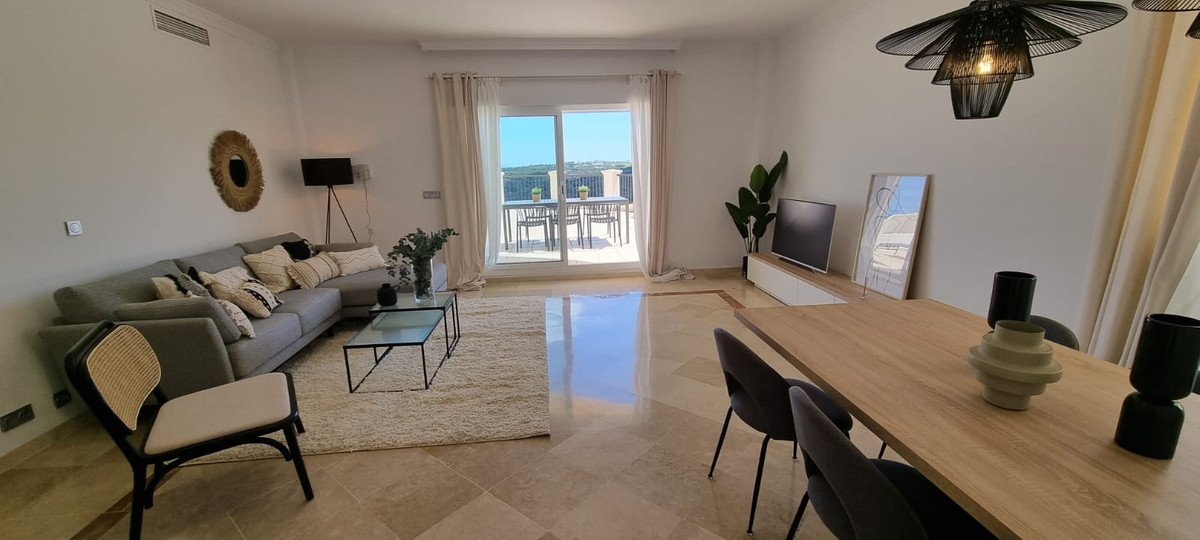 3 bed Apartment for sale in San Roque Club
