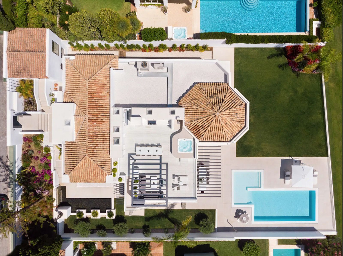 ES167120: Villa  in Nueva Andalucía