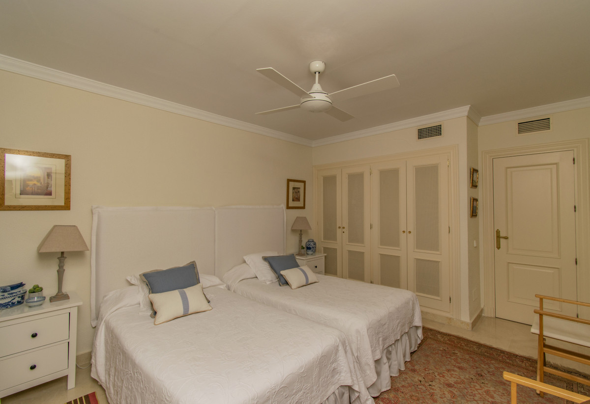 3 bed Property For Sale in La Quinta, Costa del Sol - thumb 15
