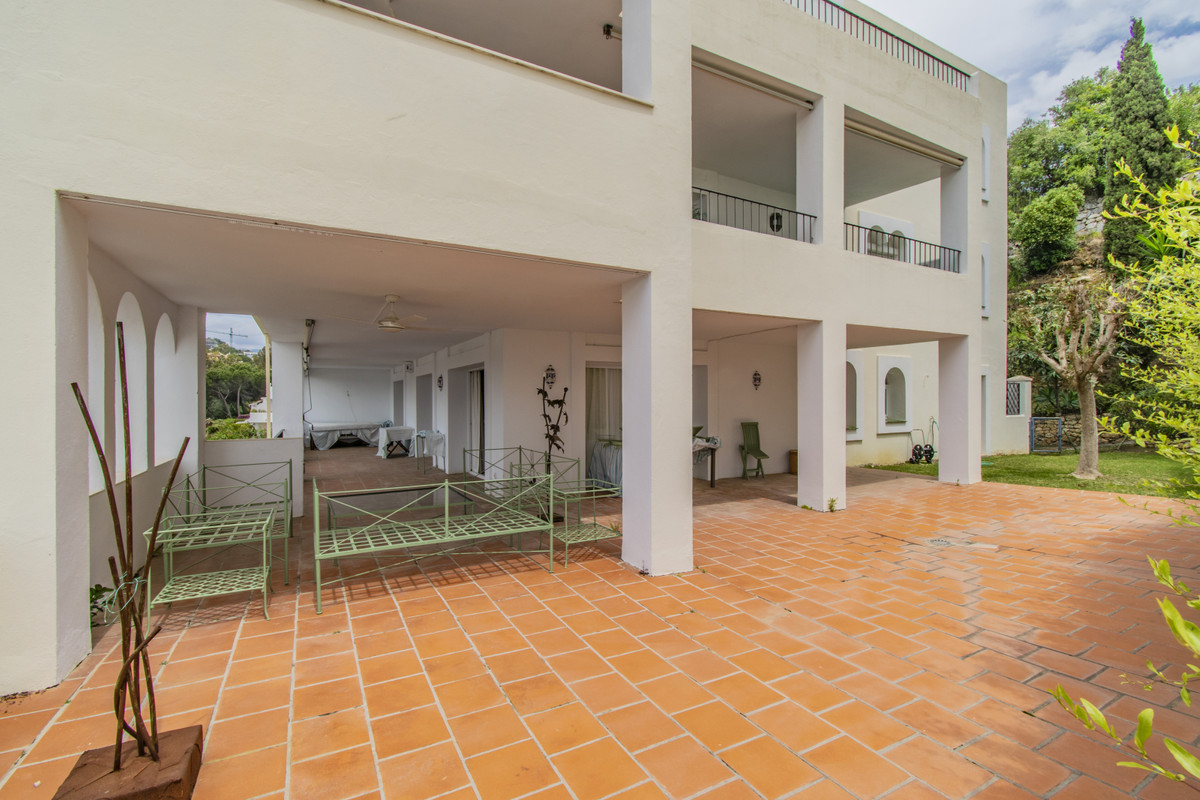 3 bed Property For Sale in La Quinta, Costa del Sol - thumb 3