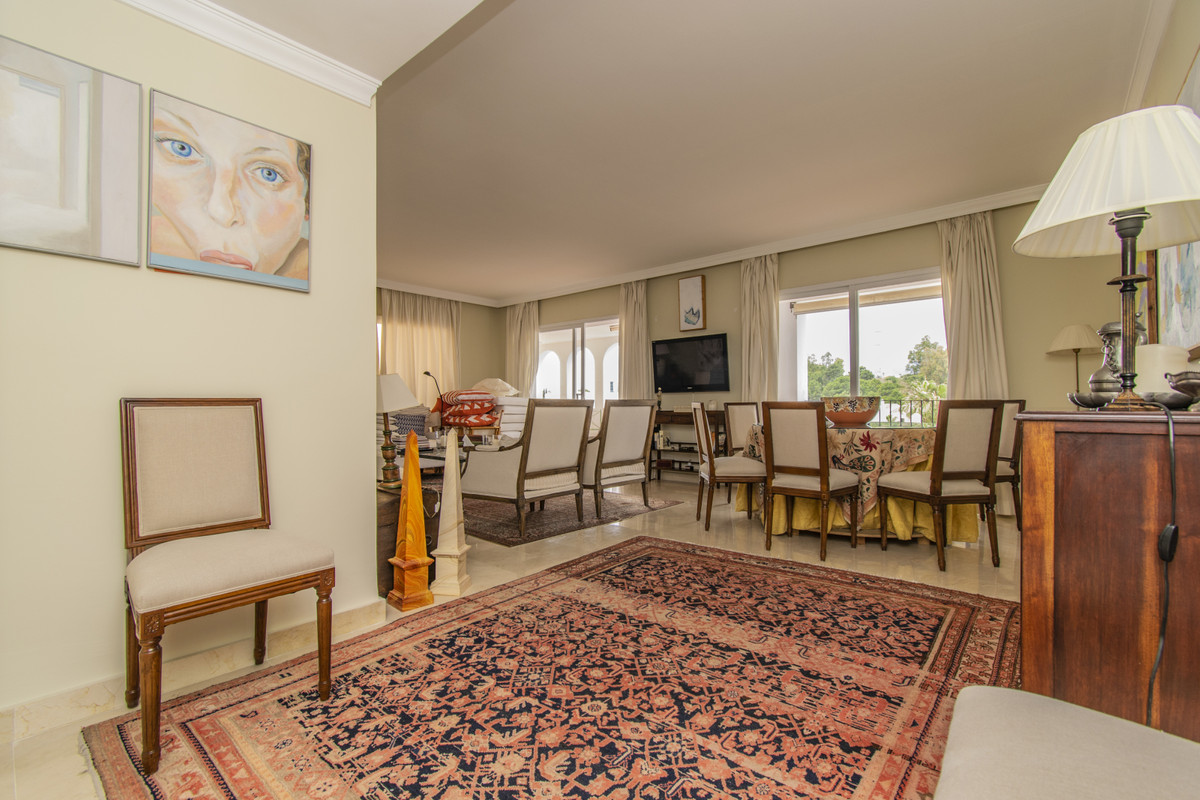 3 bed Property For Sale in La Quinta, Costa del Sol - thumb 5