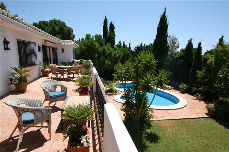 6 bedroom Villa For Sale in Valtocado, Málaga - thumb 31