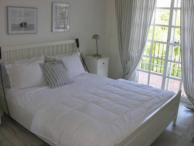 3 bedroom Townhouse For Sale in Estepona, Málaga - thumb 3